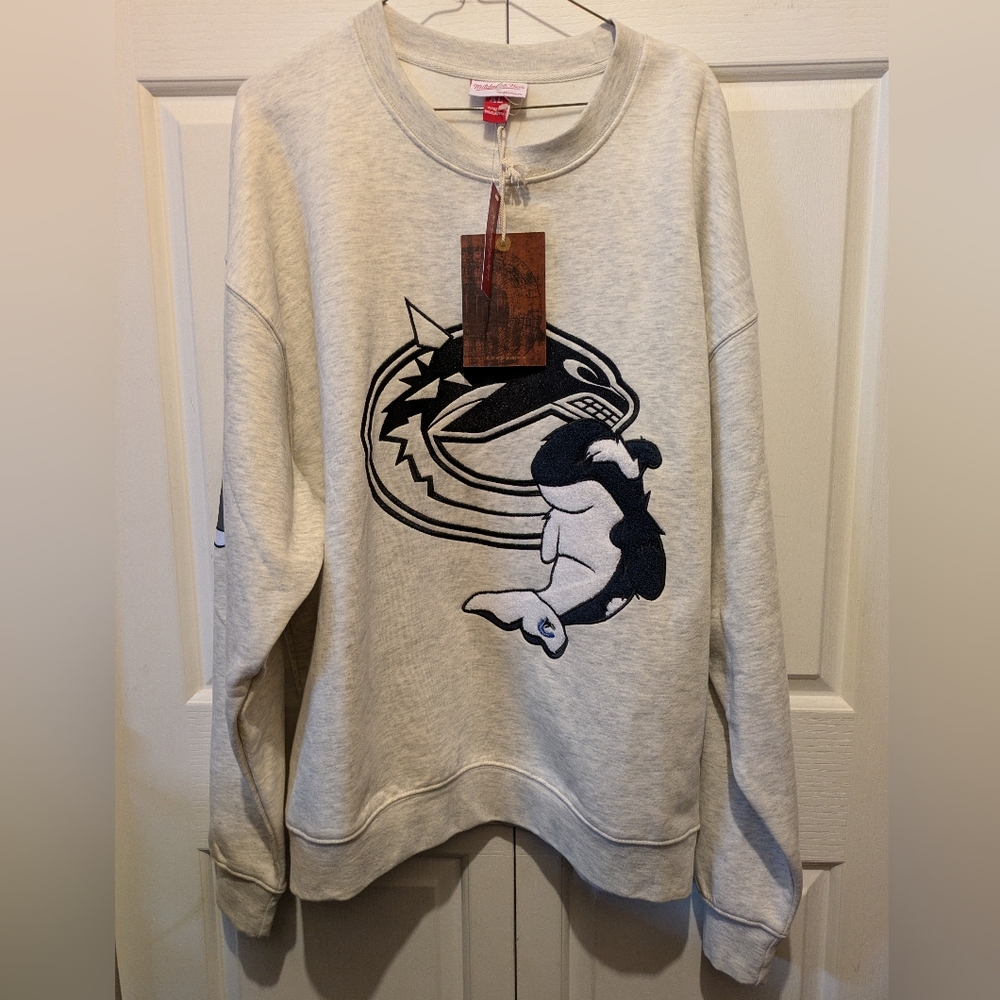Mitchell & Ness NHL Vancouver Canucks Logo Plush Oversized Sweatshirt XL NEW